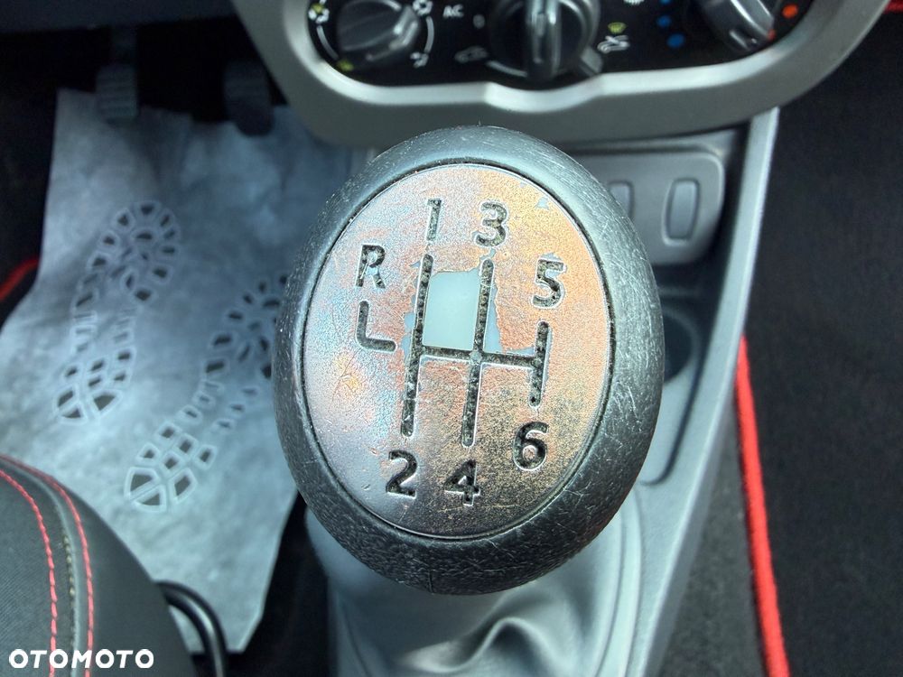 Dacia Duster 1.5 dCi Laureate 4x4 - 18