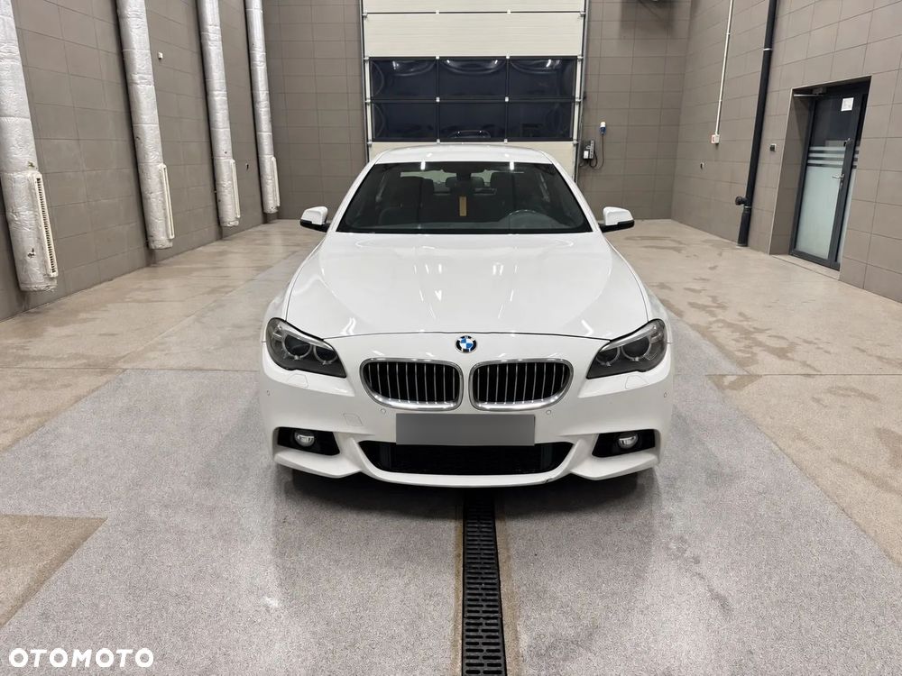 BMW Seria 5 520d xDrive M Sport sport - 4