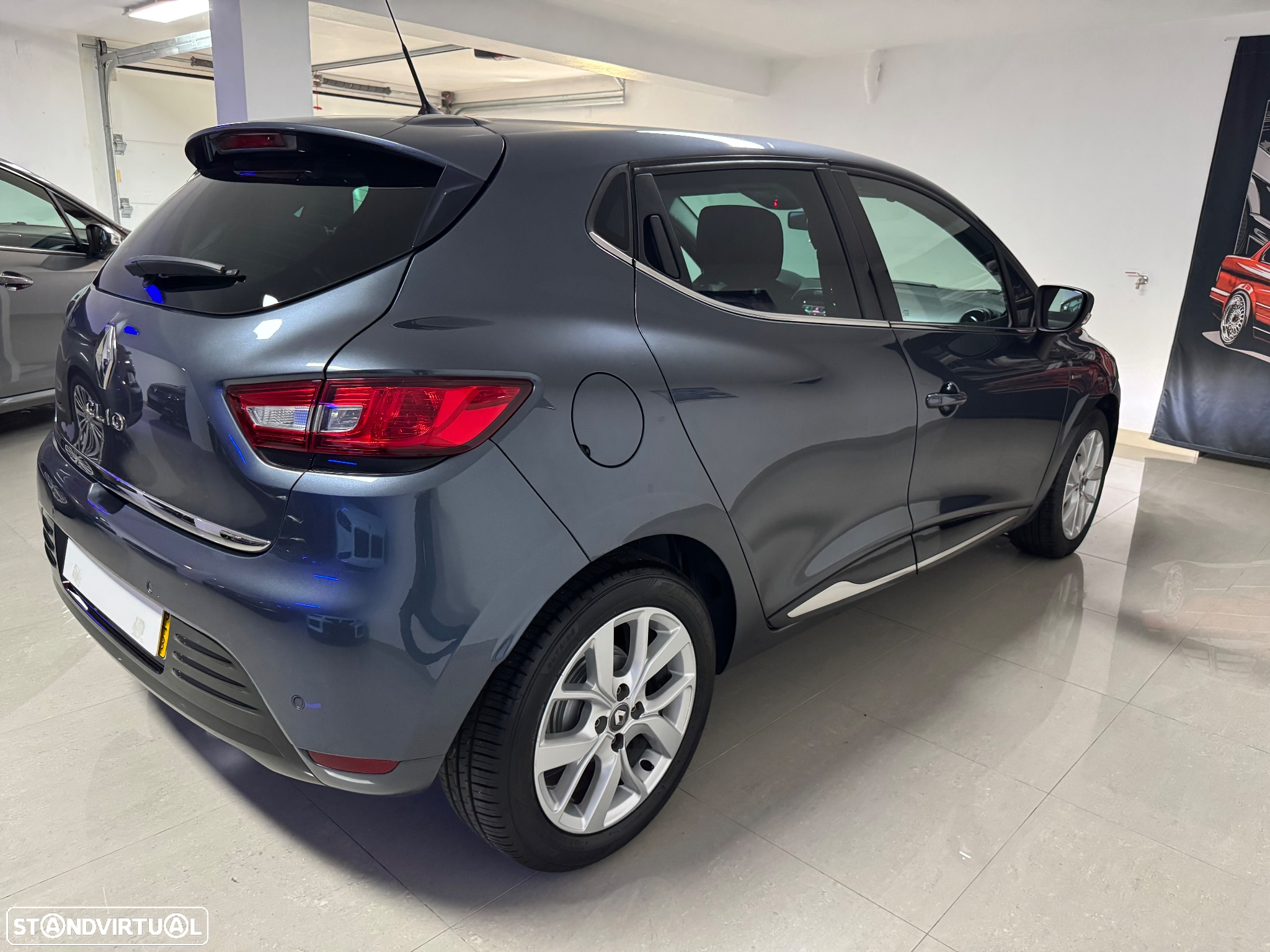 Renault Clio 0.9 TCe Limited Edition - 4
