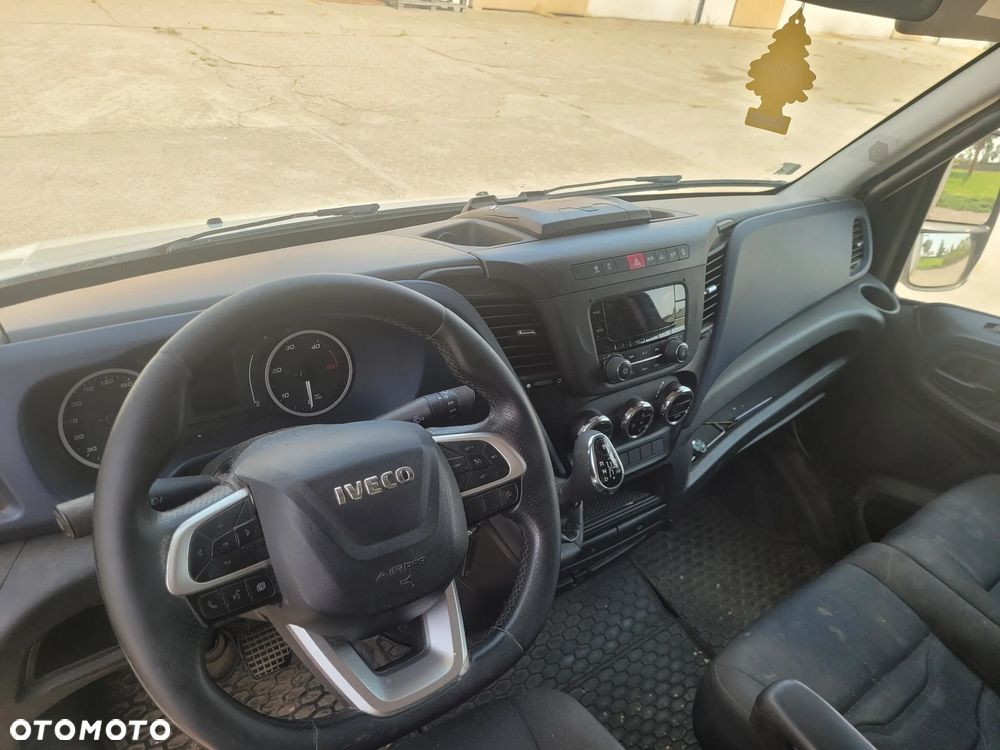Iveco 50C - 8