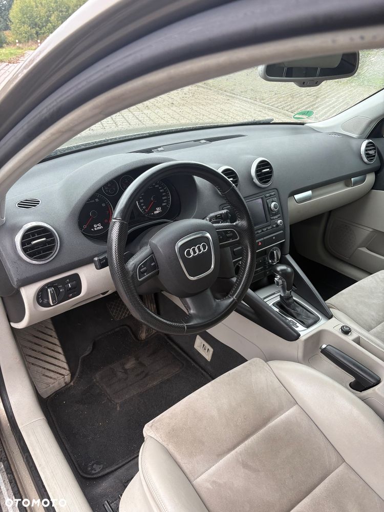 Audi A3 1.8 TFSI S tronic S line Sportpaket - 13