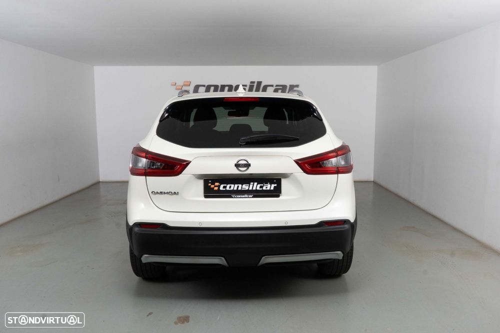 Nissan Qashqai 1.5 dCi 360 - 6