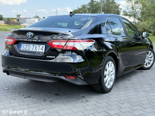 Toyota Camry 2.5 Hybrid Prestige CVT - 3