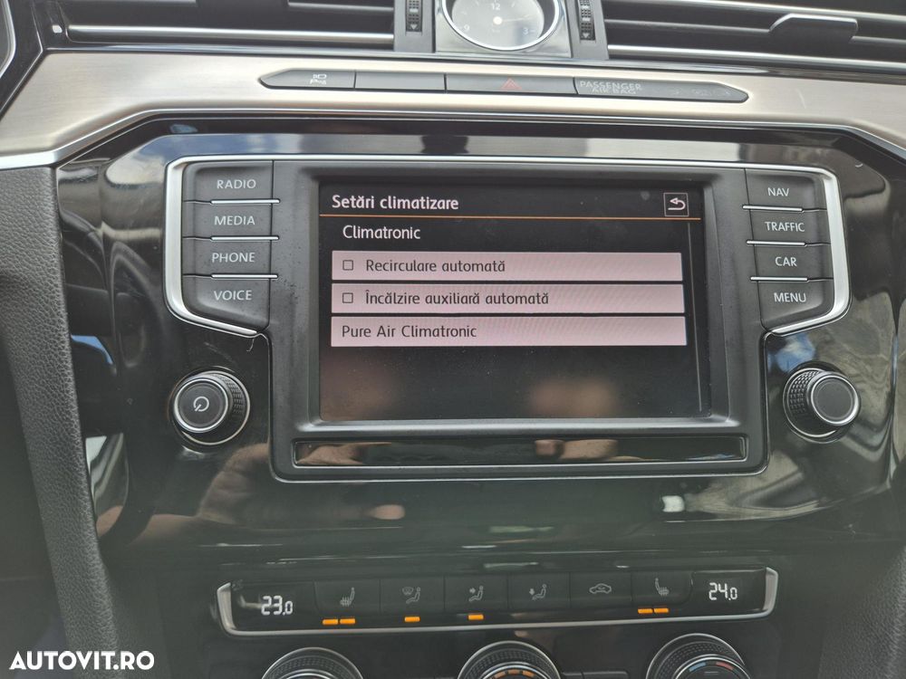 Volkswagen Passat 2.0 TDI DSG Highline - 15