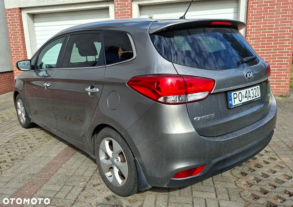 Kia Carens 1.7 CRDi L - 4