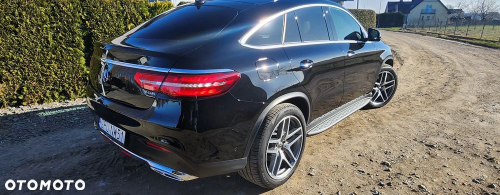 Mercedes-Benz GLE - 12