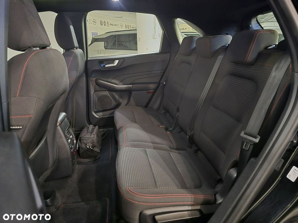 Ford Kuga 1.5 EcoBoost ST-LINE - 17