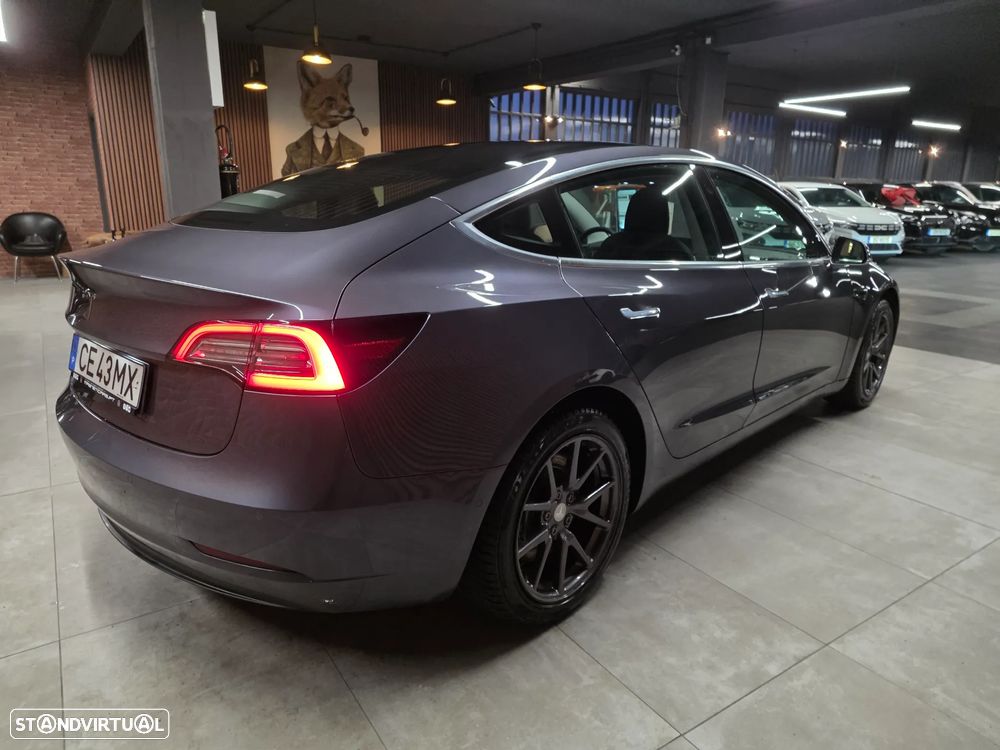 Tesla Model 3 Standard Range Plus RWD - 36