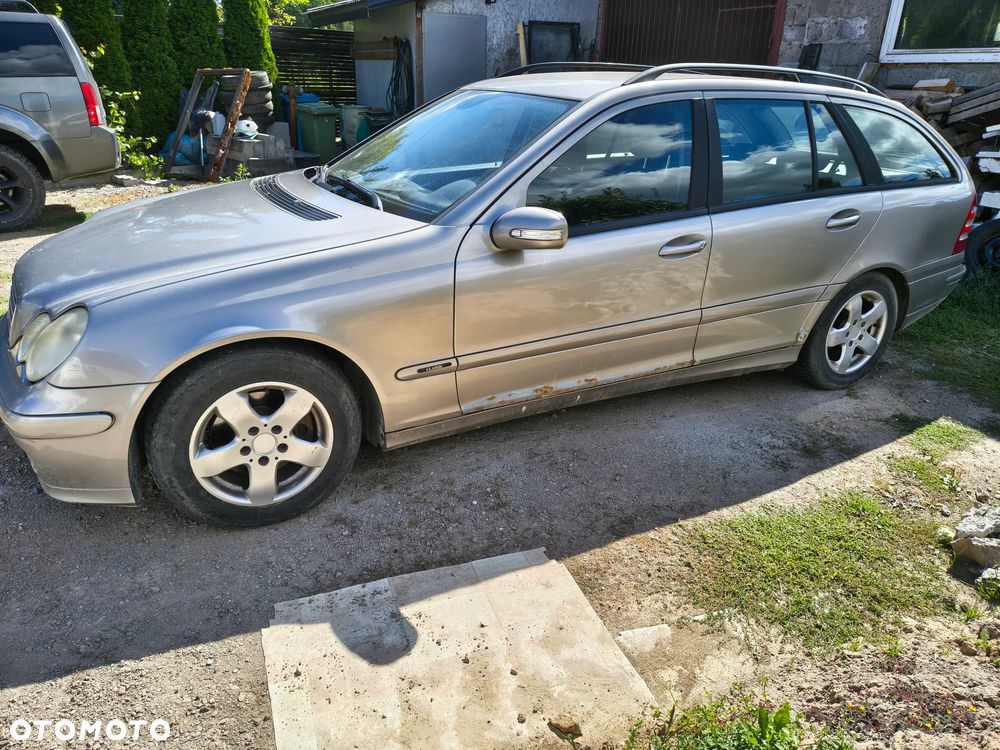 Mercedes-Benz Klasa C 200 T Kompressor Classic - 5