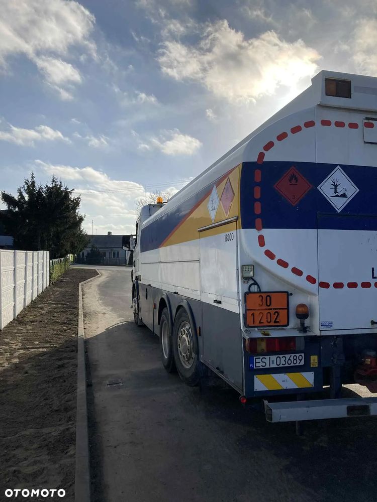 Scania R 124 GB6X2 - 11