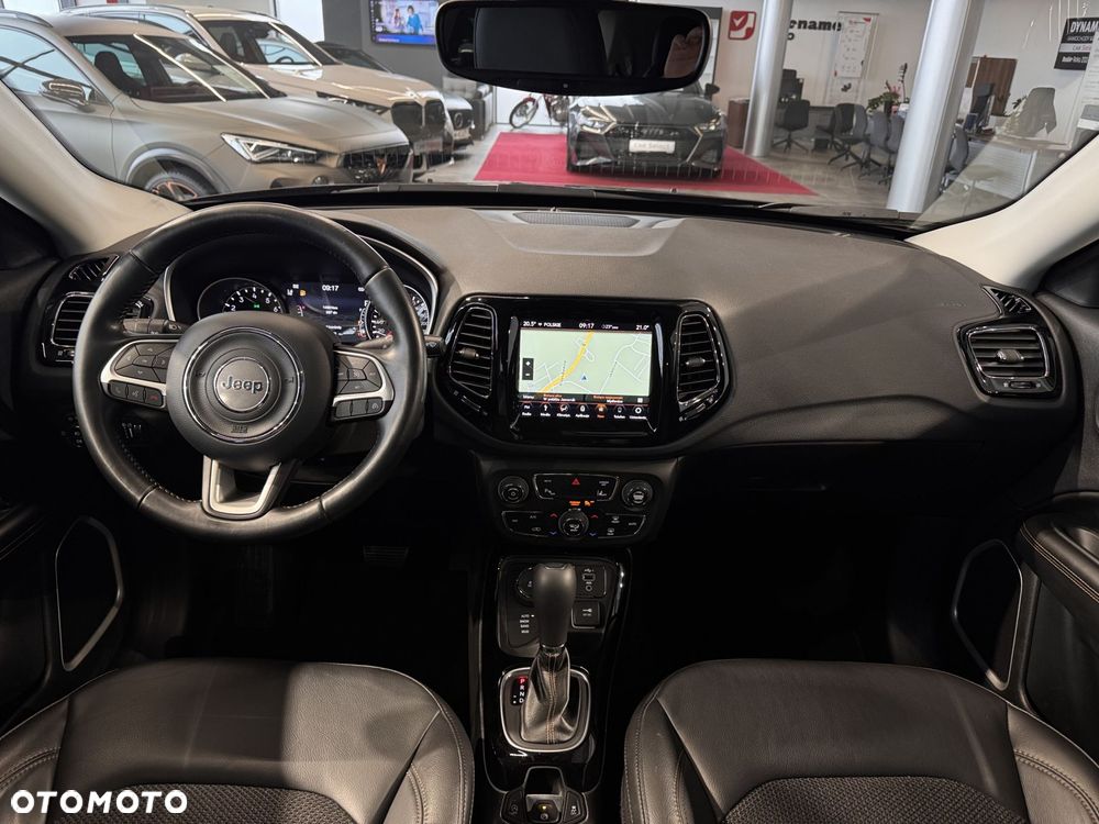Jeep Compass - 17