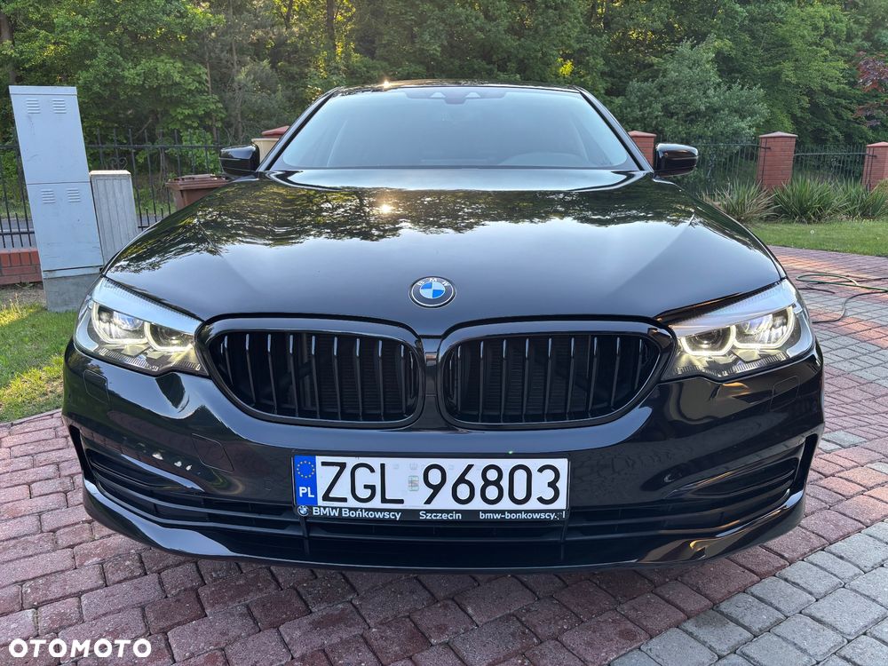 BMW Seria 5 518d Sport Line sport - 3