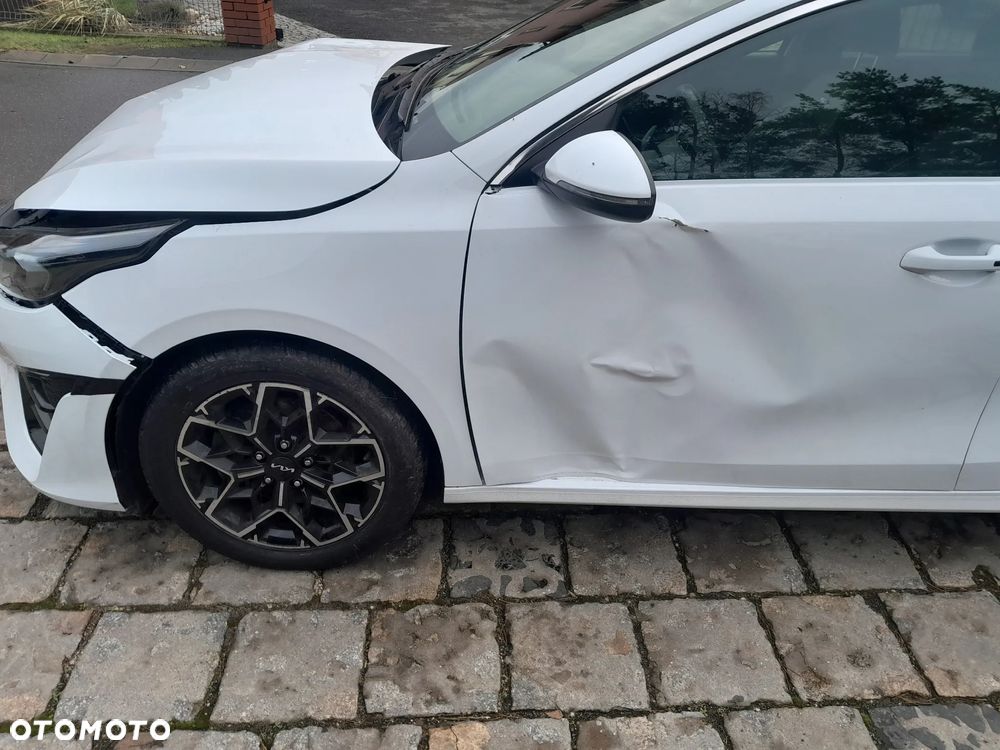 Kia Ceed 1.5 T-GDI OPF GT Line - 26