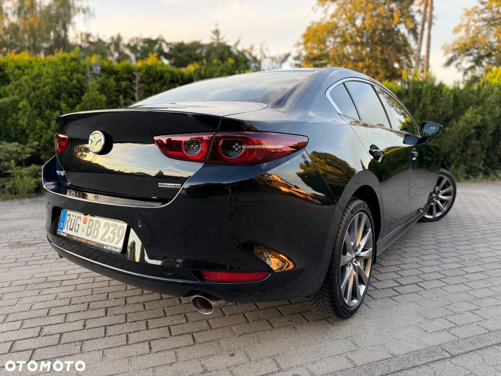 Mazda 3 2.0 mHEV Hikari - 12