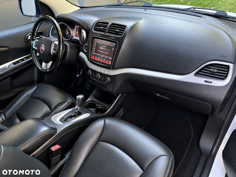 Fiat Freemont 2.0 Multijet 16V DPF Automatik Allrad Urban - 23