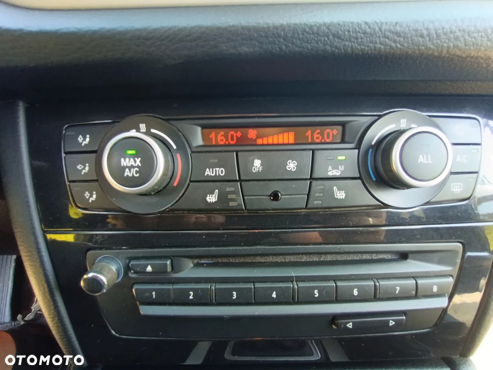 BMW X1 xDrive18d - 25