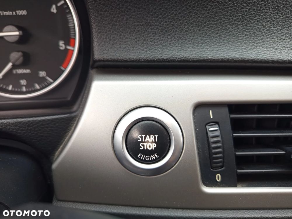 BMW Seria 3 - 21