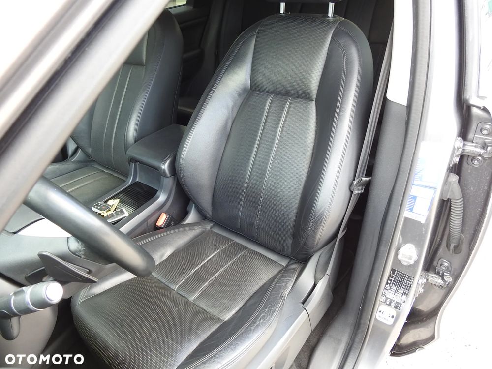Land Rover Discovery Sport TD4 HSE Luxury - 10