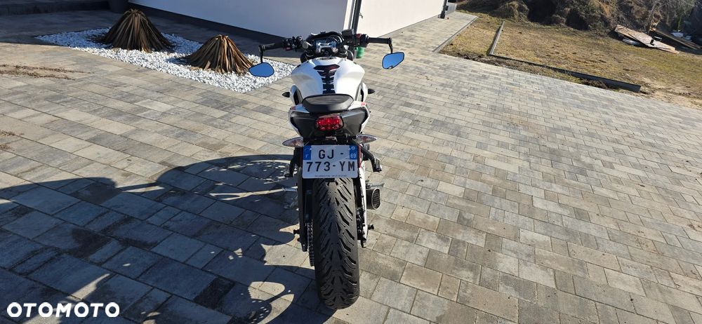 Triumph Street Triple - 5