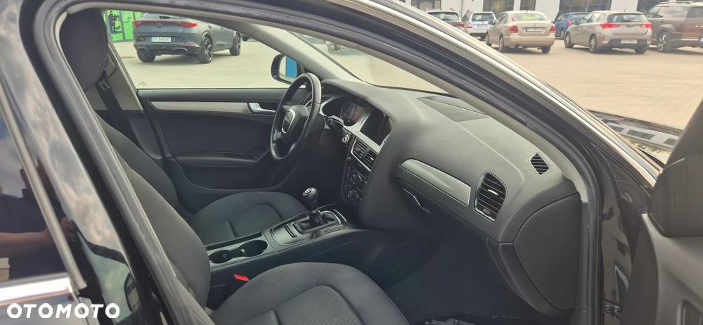 Audi A4 Avant 1.8 TFSI Ambiente - 19