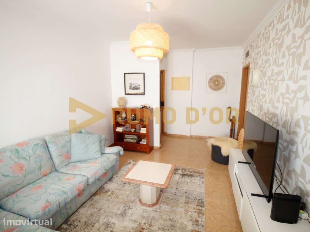 Apartamento T2 no Carregado, Alenquer - Grande imagem: 3/21