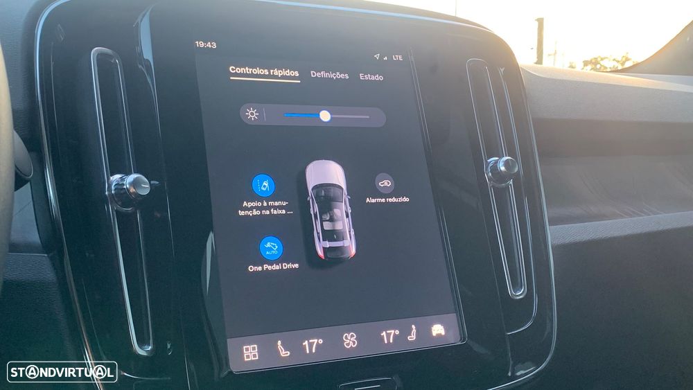 Volvo C40 Recharge 82 kWh Single M. Extended Range RWD Plus - 15