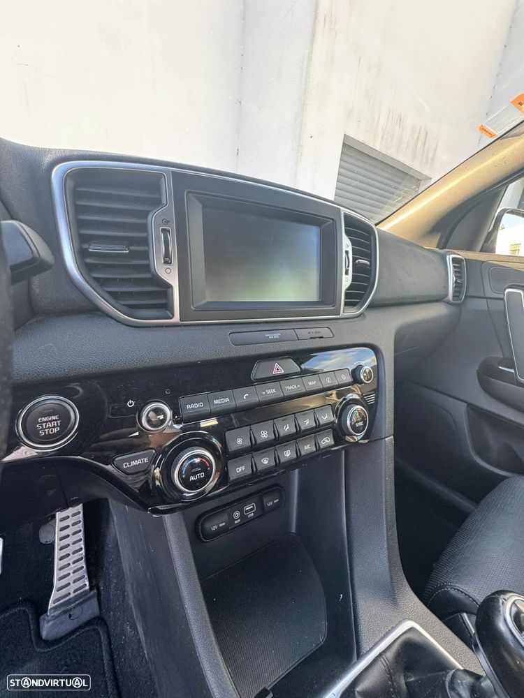 Kia Sportage 1.6 T-GDI GT Line+SRF - 54