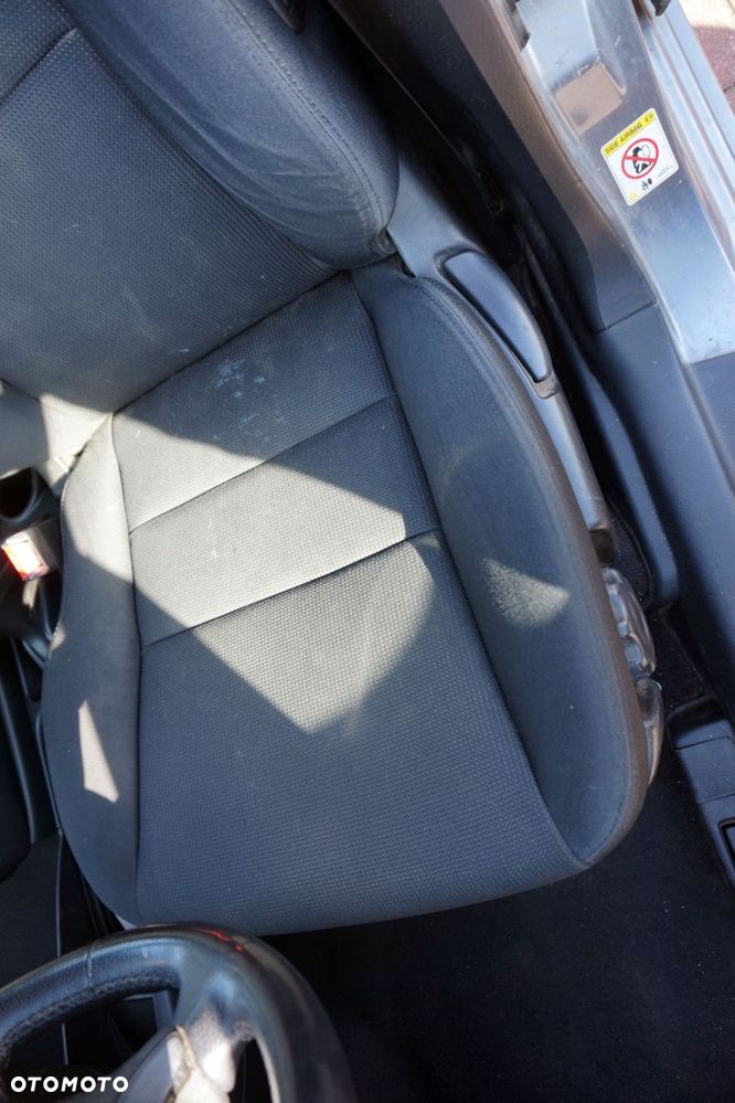 FOTEL PRZEDNI LEWY CIVIC VII LIFT 5D HB PODŁOKIETNIK HONDA 2004-2006 - 3