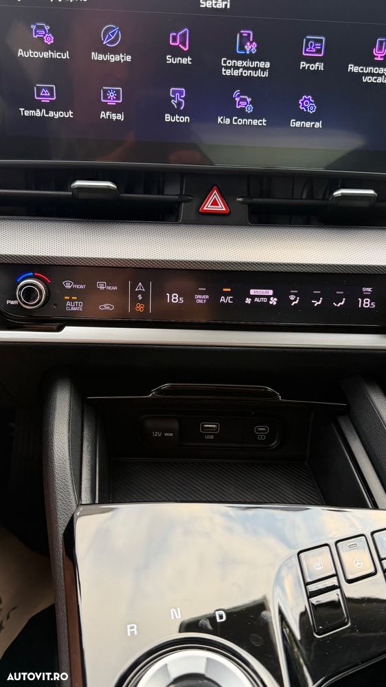 Kia Sportage 1.6 T-GDI PHEV 6AT 4x4 Business Line - 36