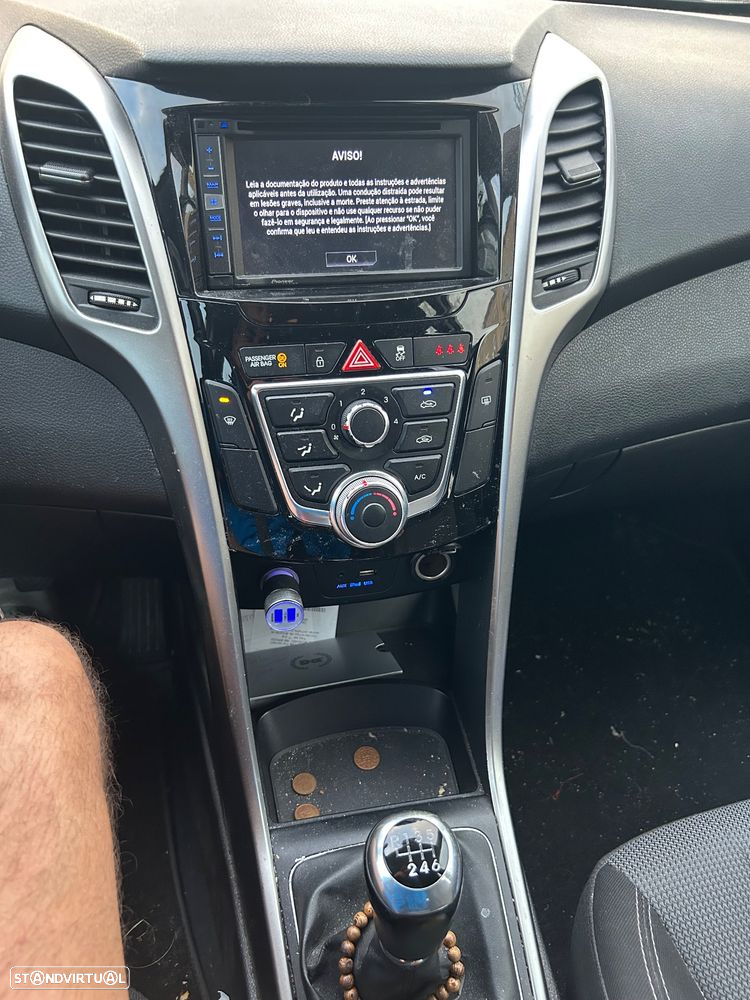 Hyundai i30 1.6 CRDI Blue Comfort - 5