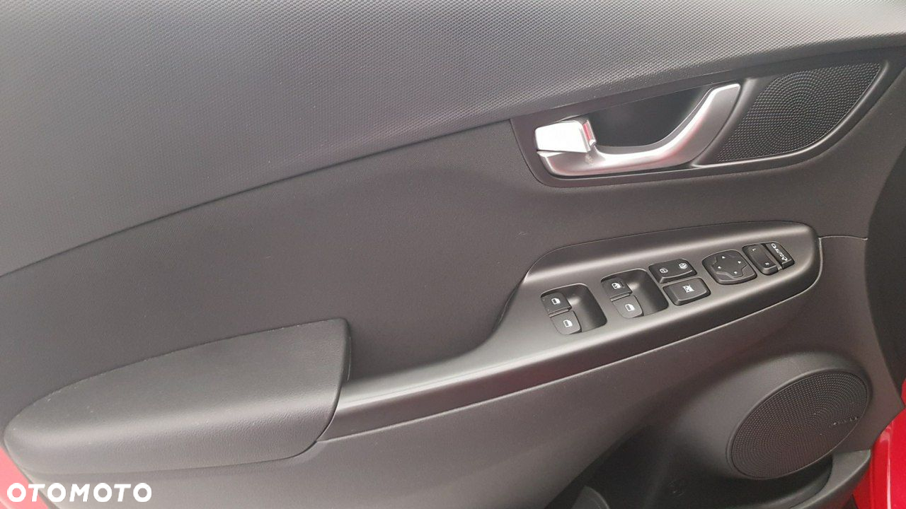 Hyundai Kona - 25