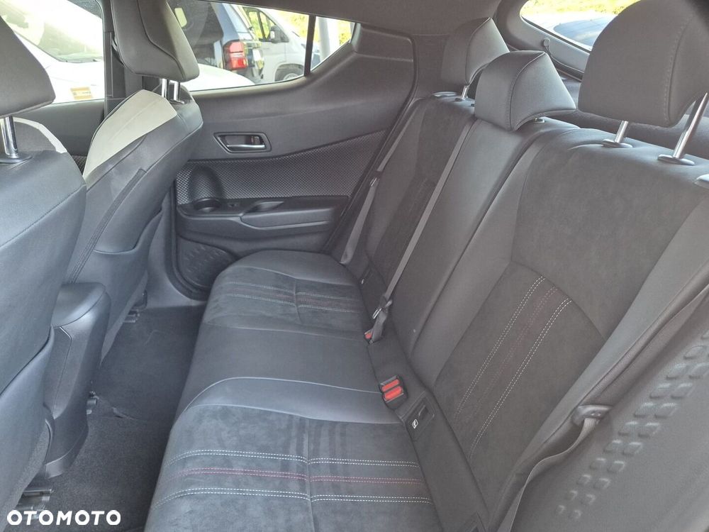 Toyota C-HR 1.8 Hybrid GPF GR Sport - 12