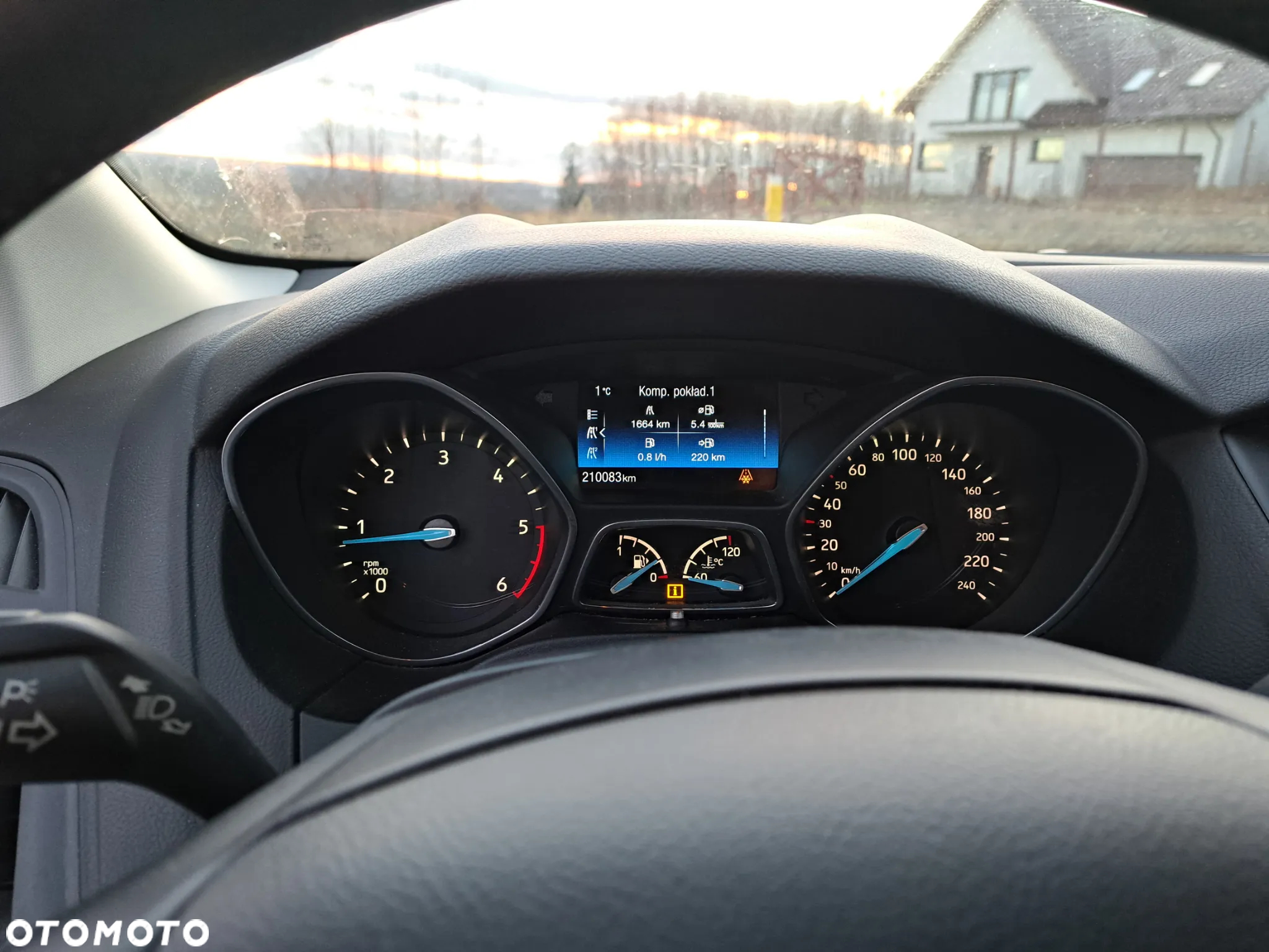 Ford Focus 1.5 TDCi SYNC Edition - 13