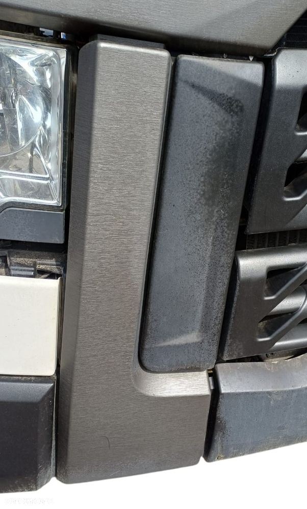 ORYGINALNA LISTWA ZDERZAKA ATRAPA ZAŚLEPKA PRAWA RENAULT GAMA T RANGE C - 1