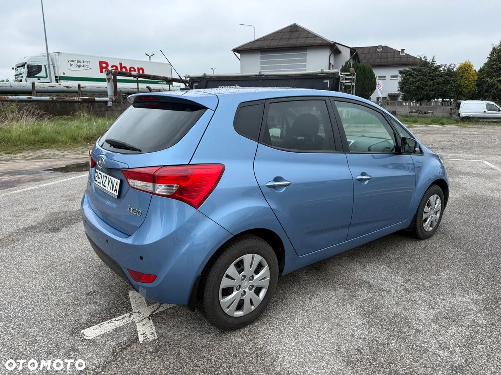 Hyundai ix20 1.4 blue Comfort - 8
