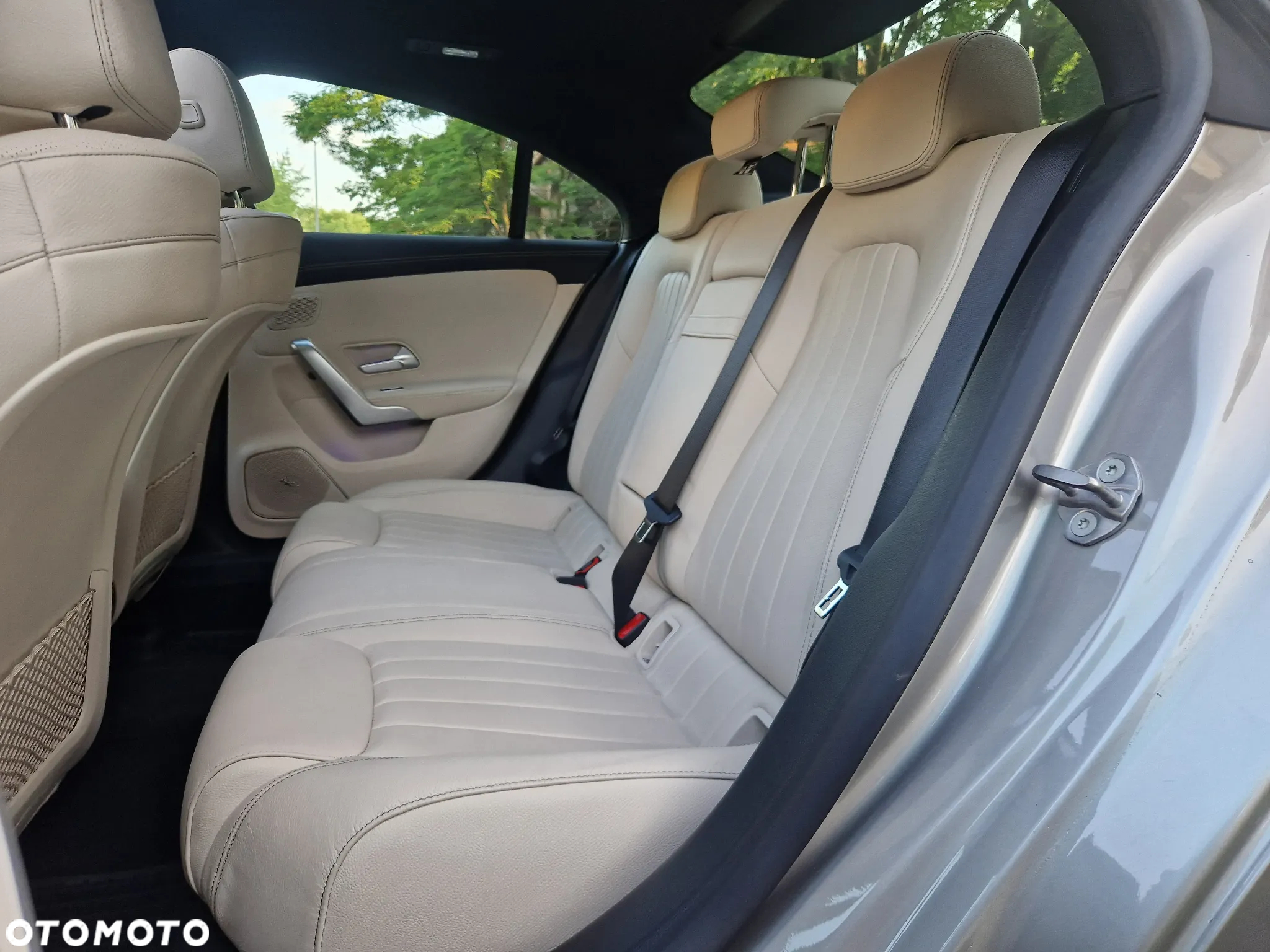 Mercedes-Benz CLA 220 4-Matic 7G-DCT - 19