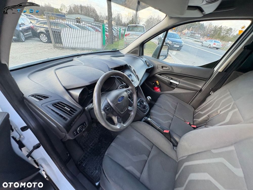 Ford Transit Connect - 16