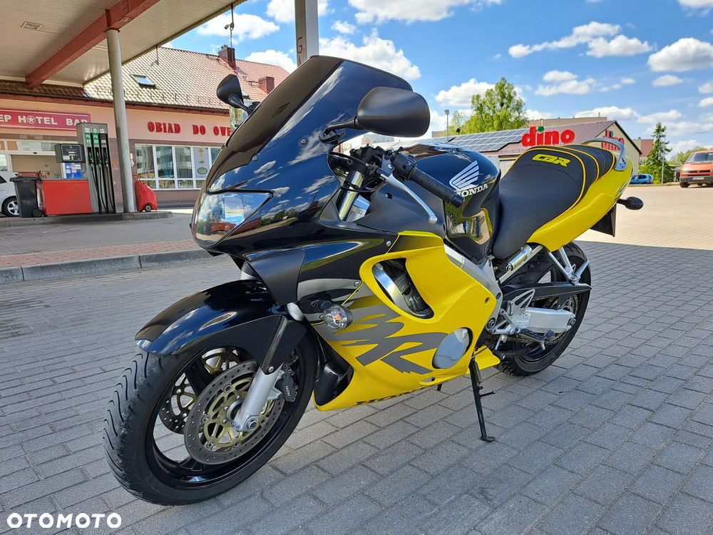 Honda CBR - 1