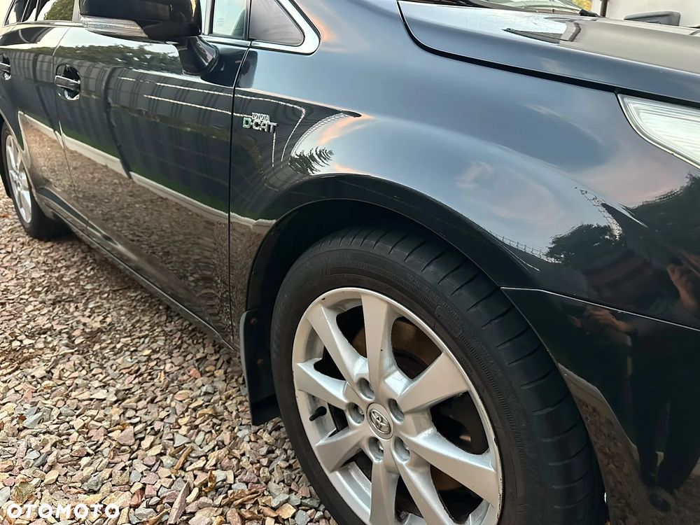 Toyota Avensis - 26