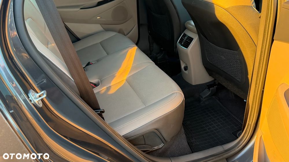 Hyundai Tucson 1.6 T-GDi Premium 4WD DCT - 16