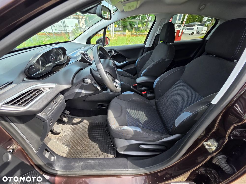 Peugeot 208 1.2 VTi Business Line - 9