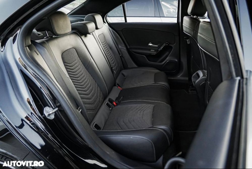 Mercedes-Benz A 180 7G-DCT Advanced Progressive - 13