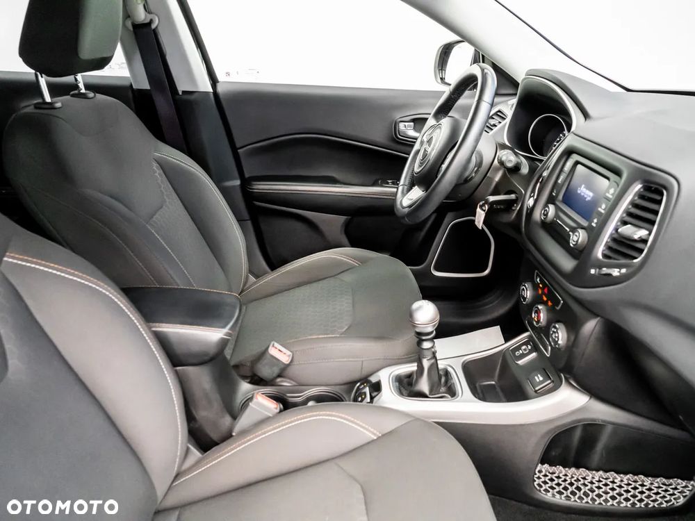 Jeep Compass 1.4 TMair Sport FWD S&S - 24