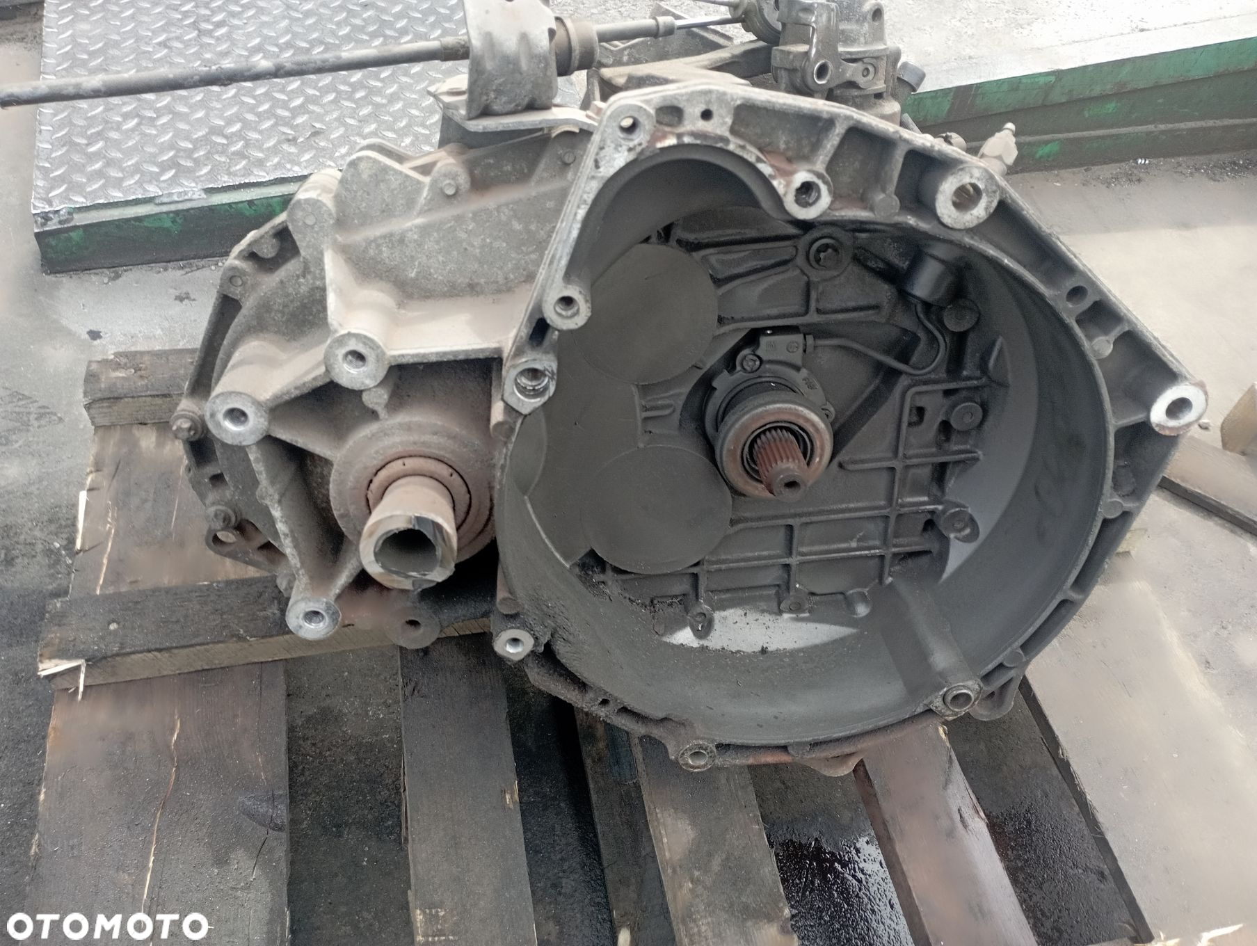 SKRZYNIA BIEGÓW 55350375 F40 6BIEG

 SAAB
 9-3 II - 5
