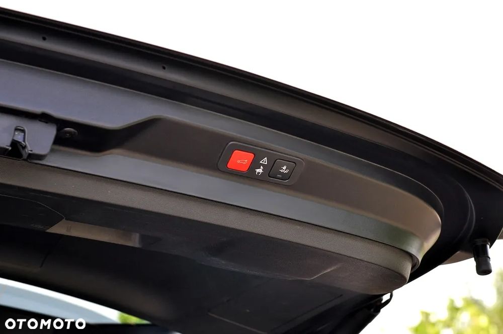 Peugeot 5008 1.5 BlueHDi Allure S&S EAT8 - 14