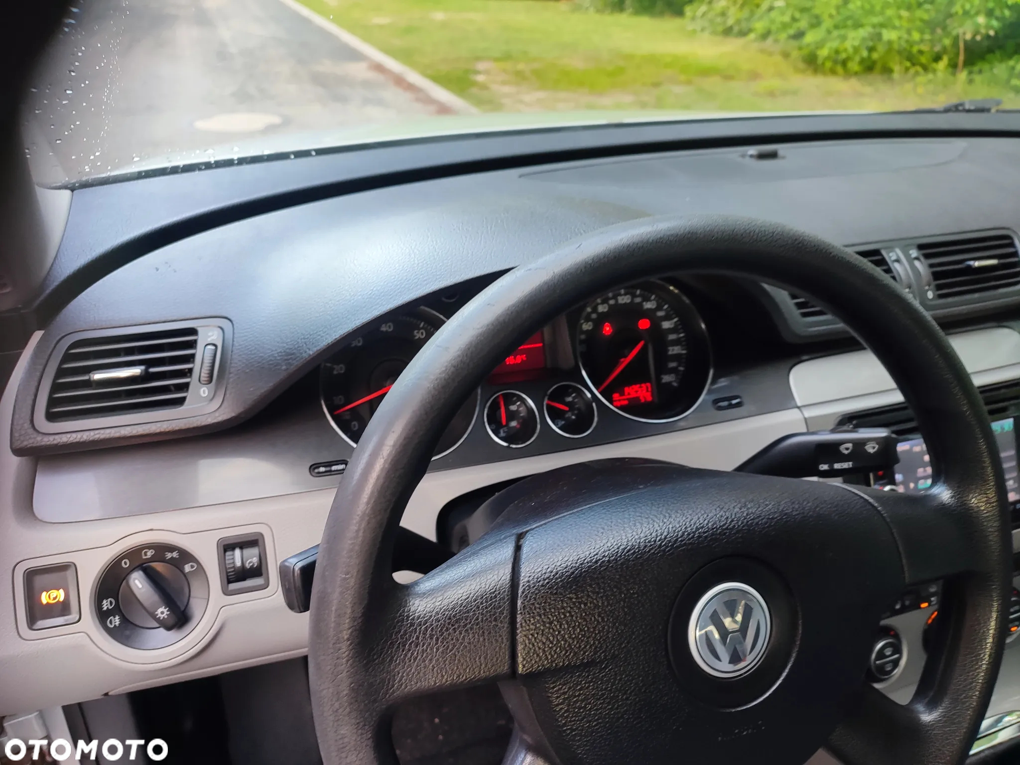 Volkswagen Passat 1.6 FSI Sportline - 7