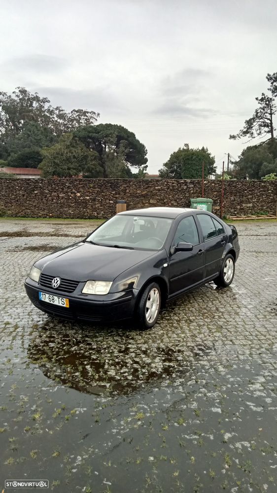 VW Bora 1.9 TDi Confortline - 3