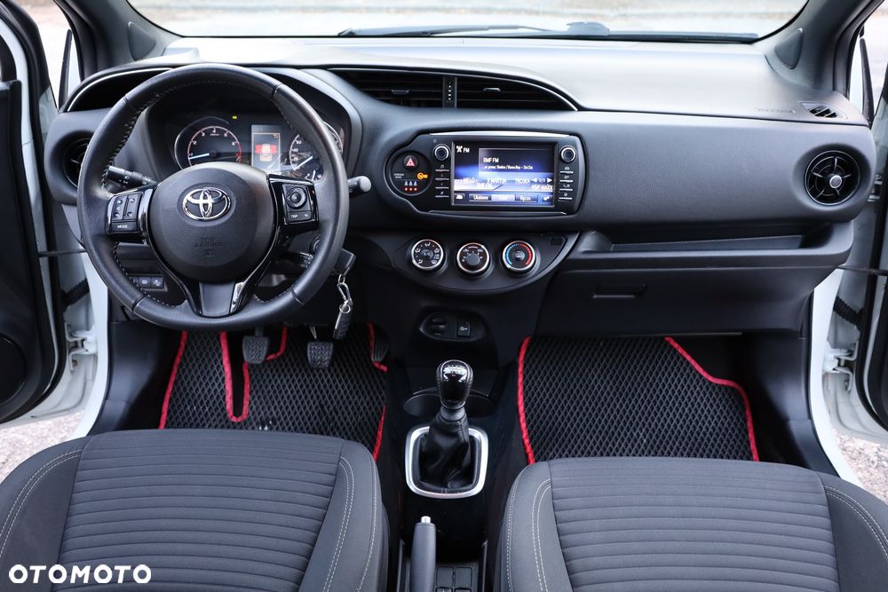 Toyota Yaris 1.5 Selection - 9