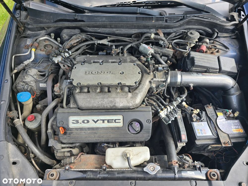 Honda Accord 3.0 V6 EX - 8