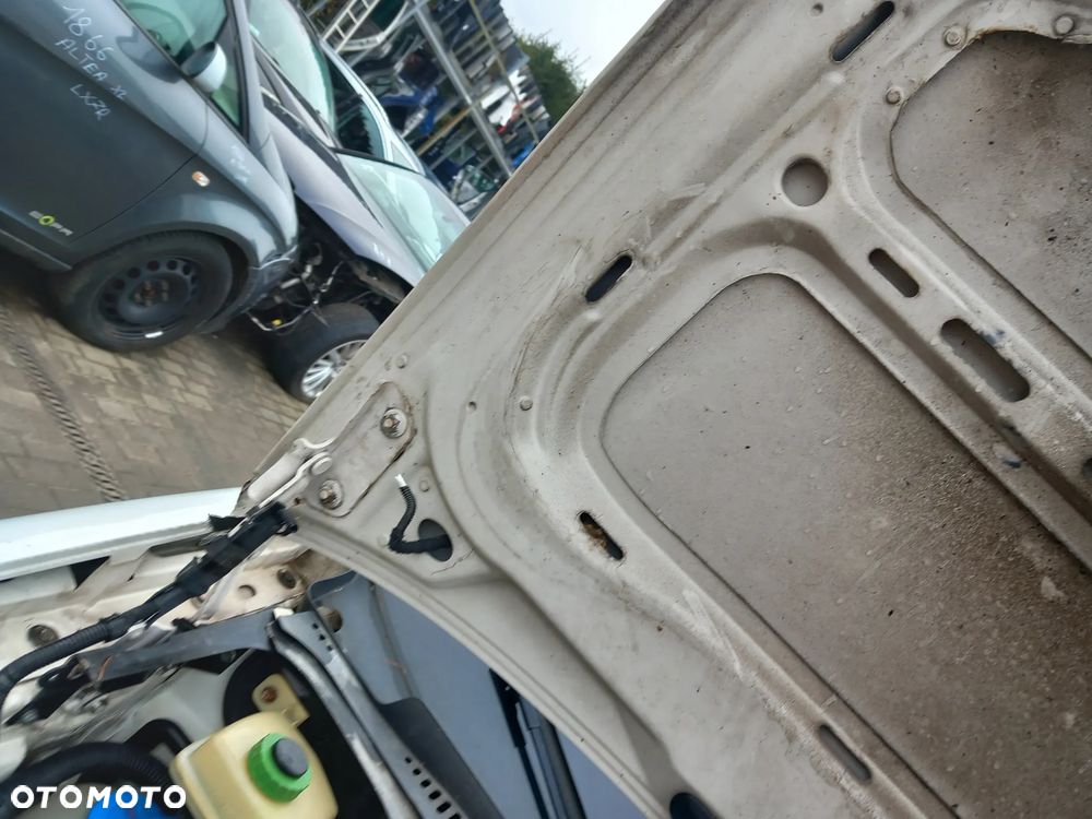 VW CADDY III MASKA POKRYWA SILNIKA KOLOR: LB9A - 10